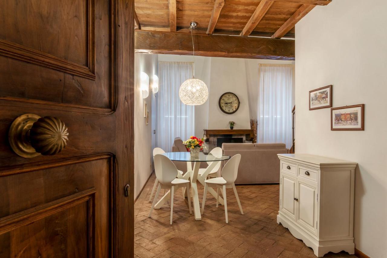Foro Romano Stylish And Central Apartment Luaran gambar