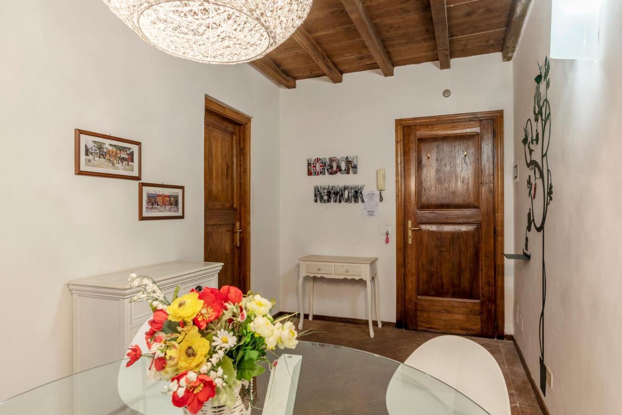 Foro Romano Stylish And Central Apartment Luaran gambar