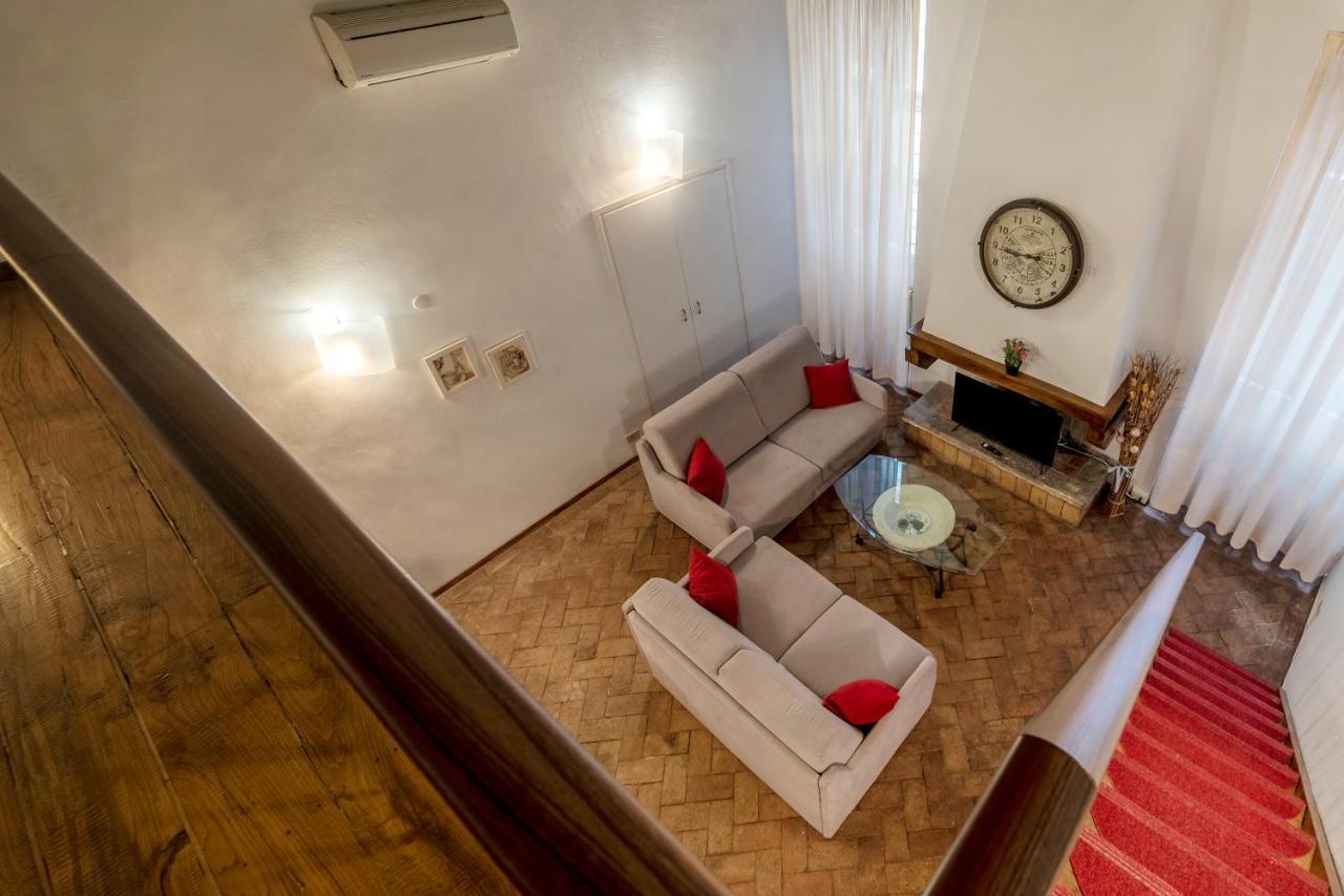 Foro Romano Stylish And Central Apartment Luaran gambar