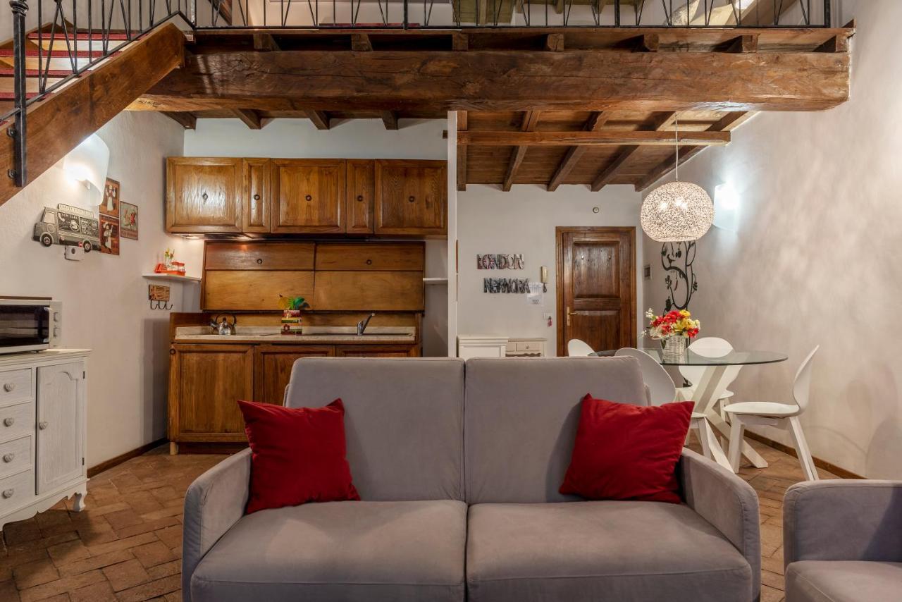 Foro Romano Stylish And Central Apartment Luaran gambar